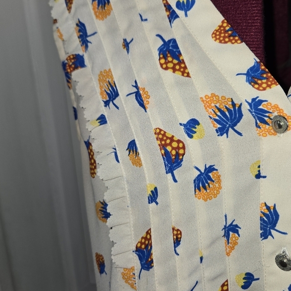 Maeve By Anthropologie Fragola Strawberry Ruffle Tank Blouse Size 4 - Picture 3 of 9